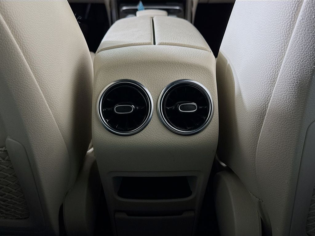 2020 Mercedes-Benz GLB 250 GLB 250 4MATIC®