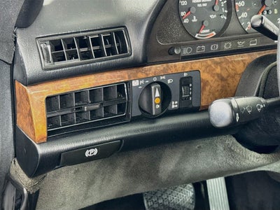 1989 Mercedes-Benz 500-Class 560 SEC