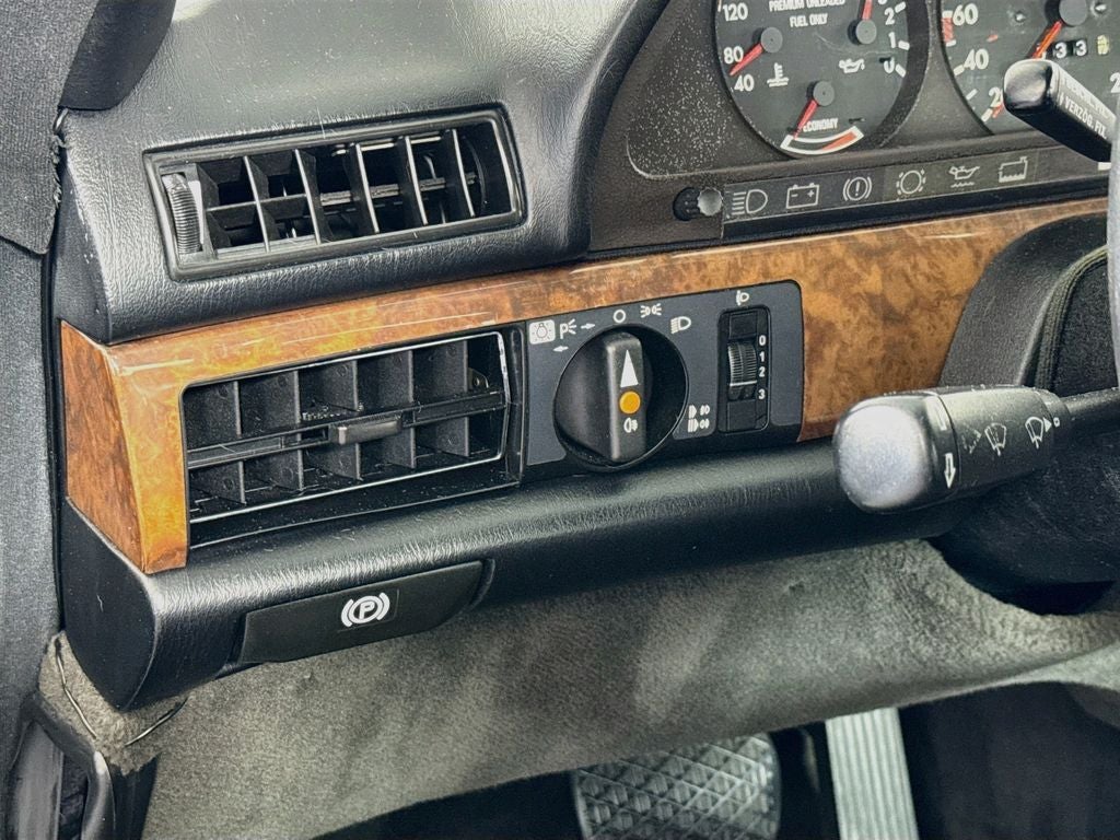 1989 Mercedes-Benz 500-Class 560 SEC