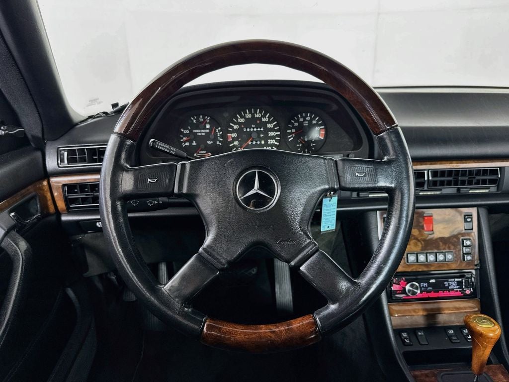 1989 Mercedes-Benz 500-Class 560 SEC