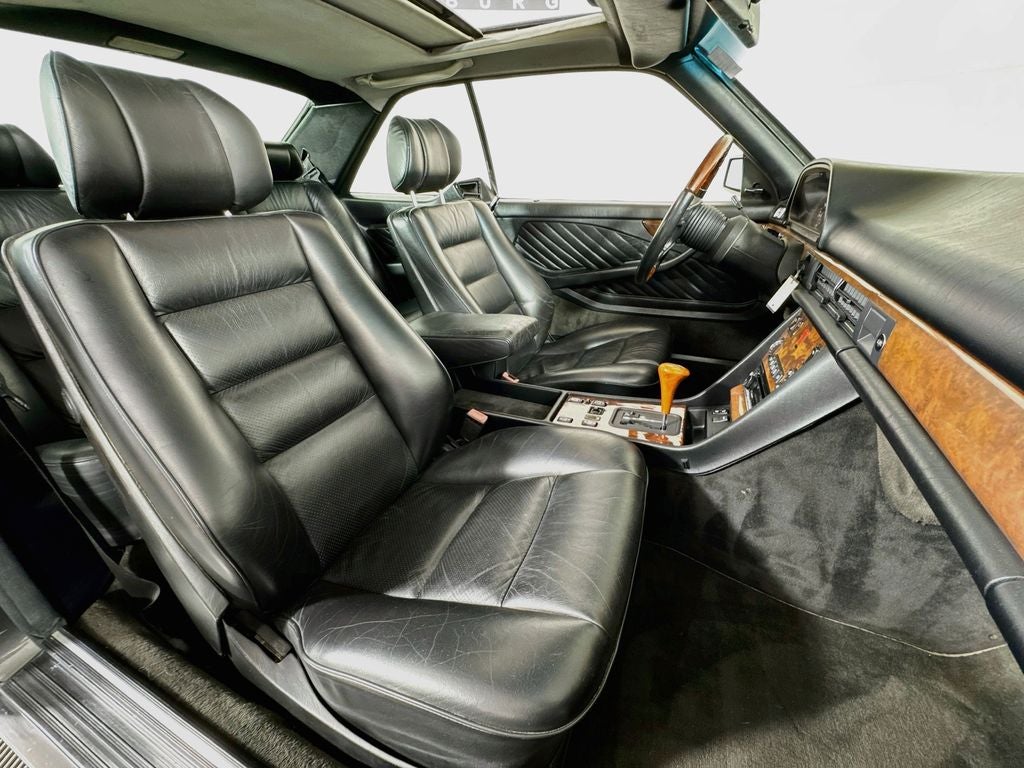 1989 Mercedes-Benz 500-Class 560 SEC
