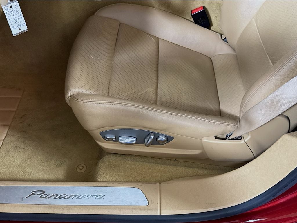 2013 Porsche Panamera 4 ALL WHEEL DRIVE