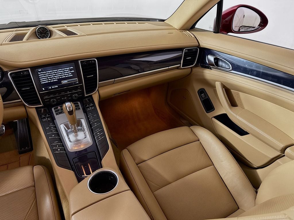 2013 Porsche Panamera 4 ALL WHEEL DRIVE