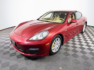 2013 Porsche Panamera 4 ALL WHEEL DRIVE