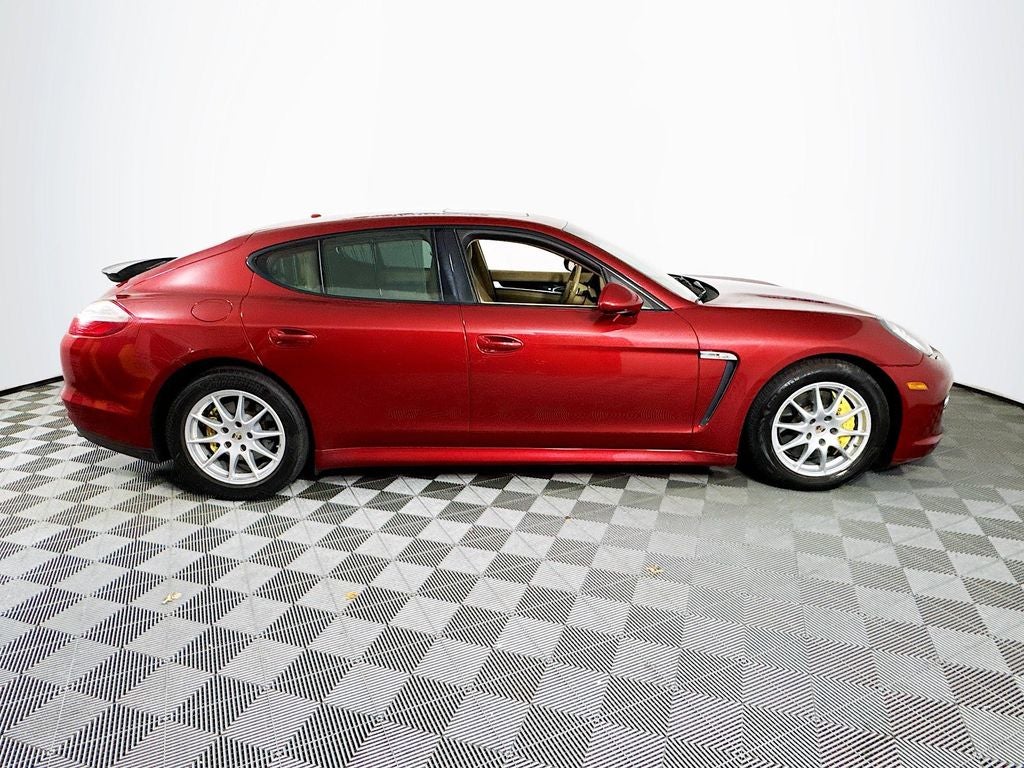 2013 Porsche Panamera 4 ALL WHEEL DRIVE