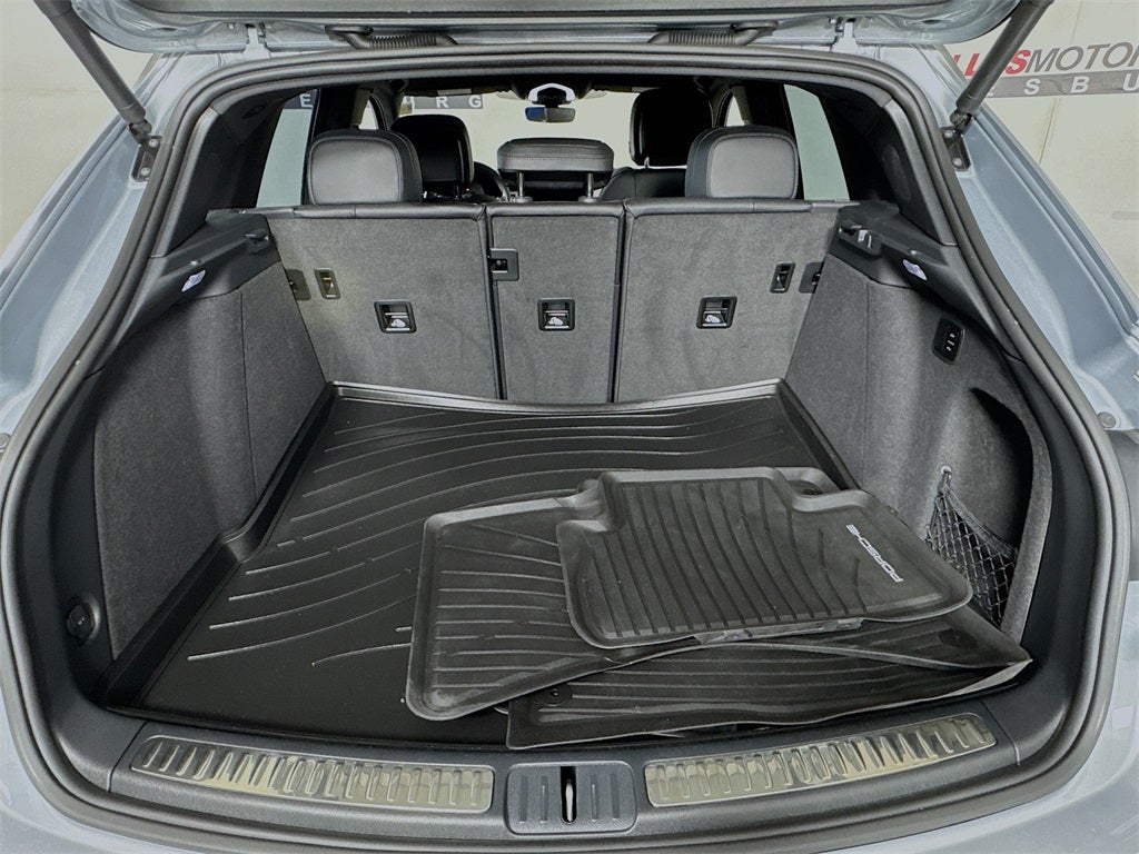 2023 Porsche Macan S