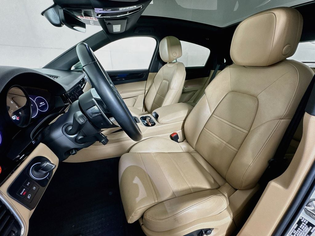 2022 Porsche Cayenne Coupe Premium Package