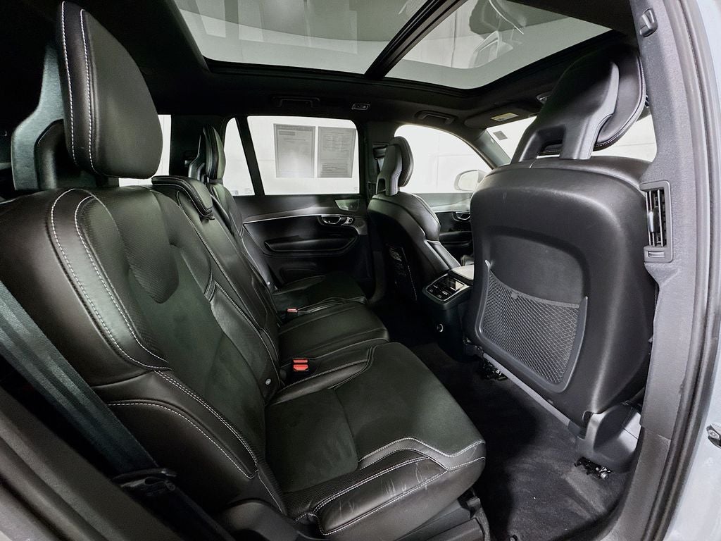 2017 Volvo XC90 T6 R-Design