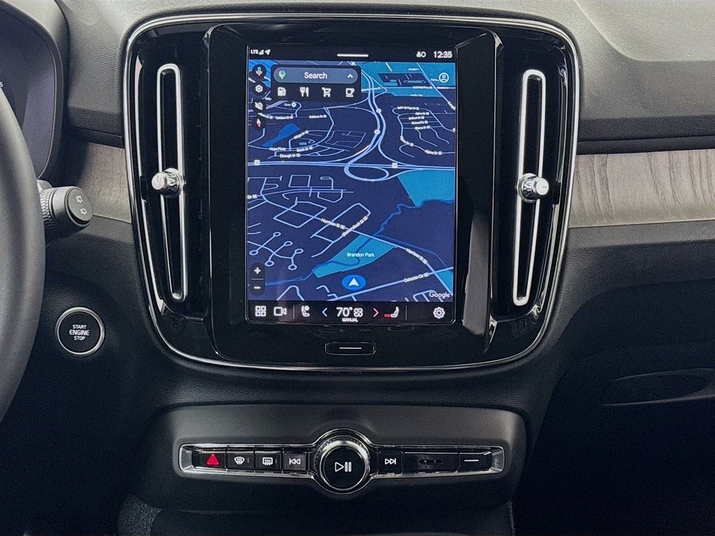 2023 Volvo XC40 B5 Core