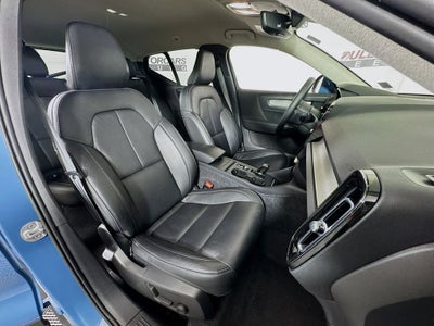 2023 Volvo XC40 B5 Core