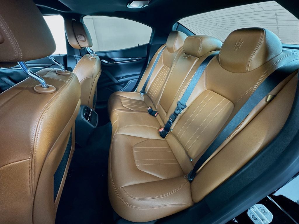 2018 Maserati Ghibli Base 3.0 L