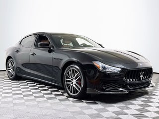 2018 Maserati Ghibli Base 3.0 L